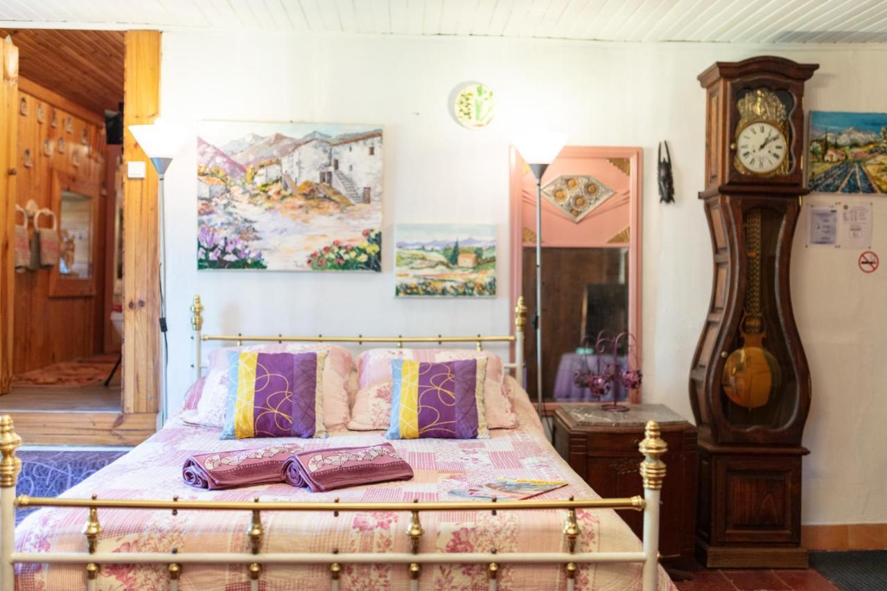 Le Portel Des Arnaud Chambres D'Hotes Durfort-et-Saint-Martin-de-Sossenac Kültér fotó